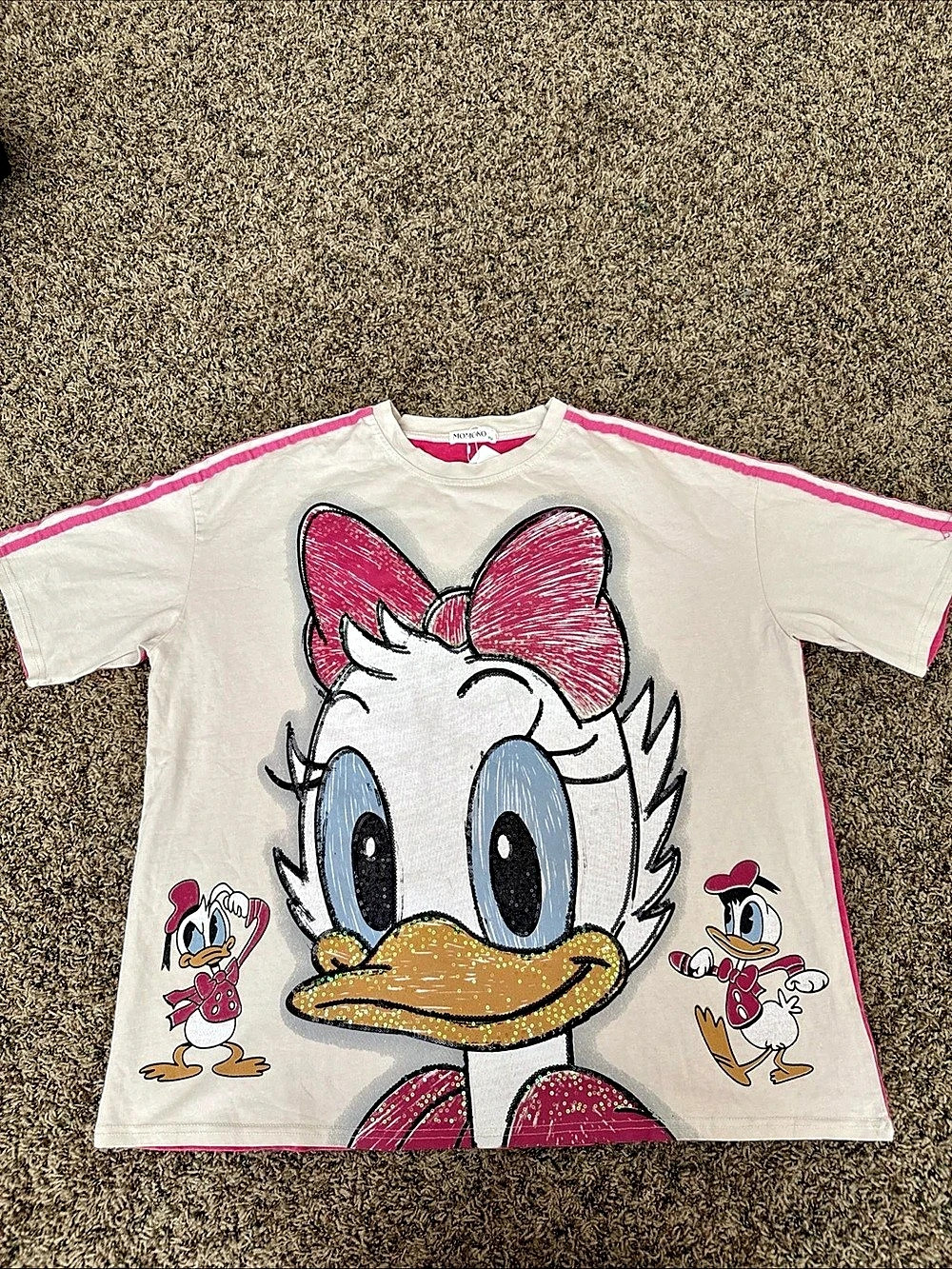Women’s Daisy Duck Graphic Short Sleeve Oversized Tee NWT - Large